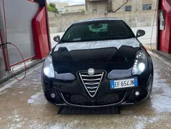 Nero Usata 2010 Alfa Romeo Giulietta Quadrifoglio Due volumi | 10.000 € (Buon prezzo)