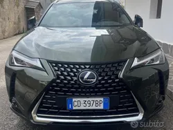 Usata 2021 Lexus UX SUV | 25.000 € (Buon prezzo)