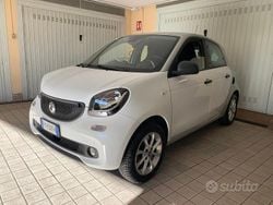 Bianco Usata 2017 Smart ForFour Due volumi | 9500 € (Ottimo prezzo)