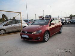 Grigio Usata 2015 VW Golf VII Highline Tre volumi | 9990 € (Ottimo prezzo)