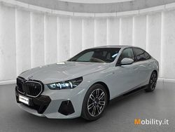 Grigio Usata 2024 BMW i5 Comfort Edition Tre volumi | 58.800 € (Buon prezzo)