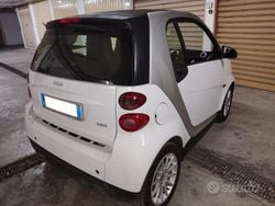 Bianco Usata 2015 Smart ForTwo Coupé Pure Due volumi | 8500 € (Super prezzo)