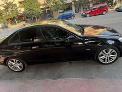 Usata 2011 Mercedes C200 Classic Tre volumi | 8500 € (Buon prezzo)