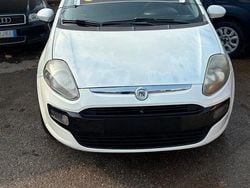 Bianco Usata 2011 Fiat Punto Evo Active Due volumi | 4500 € (Buon prezzo)