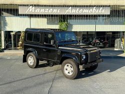 Nero Usata 2015 Land Rover Defender S Station wagon | 49.900 € (Buon prezzo)