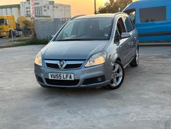 Usata 2006 Opel Zafira Monovolume | 900 €