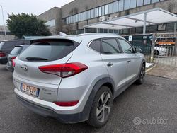 Grigio Usata 2016 Hyundai Tucson SUV | 8700 € (Buon prezzo)