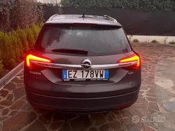 Usata 2015 Opel Insignia Station wagon | 5900 € (Buon prezzo)