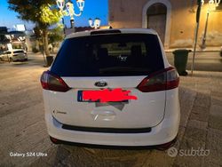 Bianco Usata 2016 Ford C-MAX Titanium Monovolume | 7000 € (Cara)