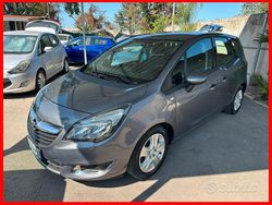Grigio Usata 2016 Opel Meriva Cosmo Monovolume | 4999 € (Buon prezzo)