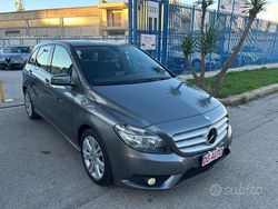 Grigio Usata 2014 Mercedes B180 Monovolume | 10.500 € (Buon prezzo)