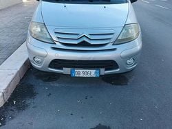Usata 2006 Citroën C3 Tre volumi | 2100 € (Buon prezzo)