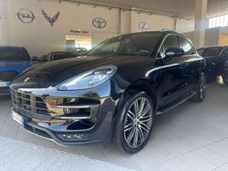 Nero Usata 2016 Porsche Macan Turbo SUV | 34.900 € (Molto cara)