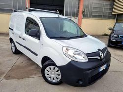 Bianco Usata 2019 Renault Kangoo Tre volumi | 9300 € (Buon prezzo)