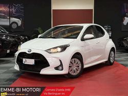 Bianco Usata 2021 Toyota Yaris Hybrid Business Edition Tre volumi | 16.900 € (Buon prezzo)