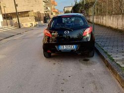 Usata 2010 Mazda 2 Tre volumi | 3000 € (Buon prezzo)