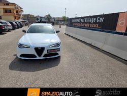Bianco Usata 2020 Alfa Romeo Giulia Super Tre volumi | 23.900 € (Cara)