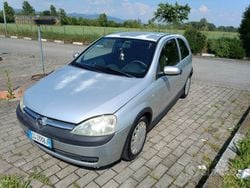 Grigio Usata 2003 Opel Corsa Due volumi | 1200 € (Buon prezzo)