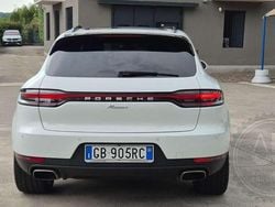 Bianco Usata 2018 Porsche Macan SUV | 46.400 € (Buon prezzo)