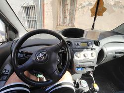 Usata 2004 Toyota Yaris Verso Sol Monovolume | 2500 € (Buon prezzo)