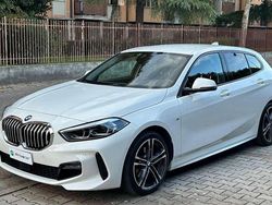Bianco Usata 2022 BMW 118 M Sport Due volumi | 26.790 € (Buon prezzo)