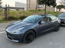 Grigio Usata 2021 Tesla Model 3 Long Range AWD Tre volumi | 28.000 € (Buon prezzo)