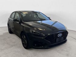 Grigio Nuova 2025 Hyundai i30 Tre volumi | 25.900 €