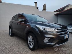 Usata 2018 Ford Kuga Titanium SUV | 15.990 € (Buon prezzo)