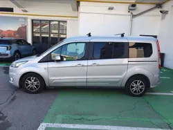Grigio Usata 2018 Ford Tourneo Connect Titanium Monovolume | 17.000 € (Buon prezzo)