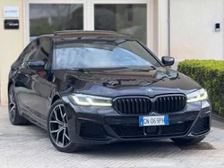 Carbonschwarz Usata 2022 BMW 520 M Sport Tre volumi | 39.900 € (Buon prezzo)
