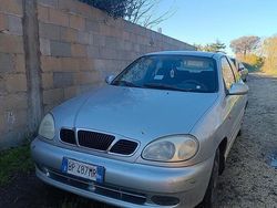 Grigio Usata 2000 Chevrolet Lanos Tre volumi | 250 €