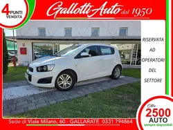 Bianco Usata 2012 Chevrolet Aveo LS Tre volumi | 3290 € (Buon prezzo)
