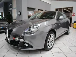 Bordeaux Usata 2020 Alfa Romeo Giulietta Business Due volumi | 16.300 € (Buon prezzo)