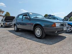 Blu Usata 1989 Alfa Romeo 75 Tre volumi | 6900 €
