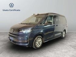 Starlight blue metallizzato de Usata 2024 VW California Beach Furgone | 63.900 € (Buon prezzo)