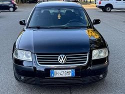Nero Usata 2003 VW Passat Tre volumi | 2000 € (Buon prezzo)