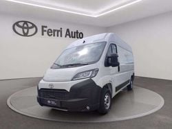 White solid Nuova 2025 Toyota Proace Monovolume | 28.700 € (Buon prezzo)