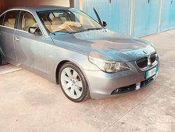 Grigio Usata 2007 BMW 530 Tre volumi | 6200 €