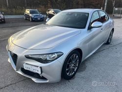 Grigio Usata 2017 Alfa Romeo Giulia Super Tre volumi | 14.500 € (Ottimo prezzo)
