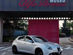 Grigio Usata 2018 Alfa Romeo Giulietta Tre volumi | 14.000 € (Cara)