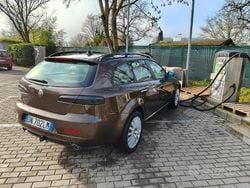 Marrone Usata 2008 Alfa Romeo 159 Distinctive Station wagon | 2899 € (Buon prezzo)