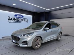 Grigio Usata 2022 Ford Kuga ST-Line SUV | 20.900 € (Buon prezzo)