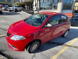 Rosso argilla Usata 2017 Lancia Ypsilon Gold Due volumi | 7900 € (Ottimo prezzo)