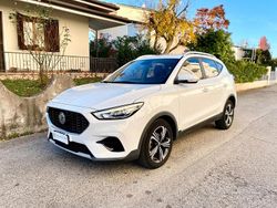 Bianco Usata 2022 MG ZS Comfort Tre volumi | 11.800 € (Buon prezzo)