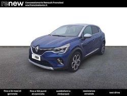 Blu scuro Usata 2022 Renault Captur Techno SUV | 17.990 € (Buon prezzo)