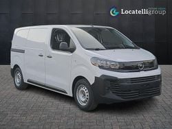 Bianco Nuova 2025 Opel Vivaro S Monovolume | 21.700 € (Ottimo prezzo)