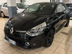 Nero Usata 2014 Renault Clio IV Tre volumi | 7500 € (Buon prezzo)