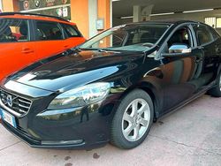 Viola Usata 2014 Volvo V40 Kinetic Station wagon | 7800 € (Ottimo prezzo)