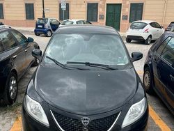 Nero Usata 2016 Lancia Ypsilon Silver Due volumi | 8000 € (Buon prezzo)
