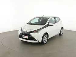 Bianco Usata 2015 Toyota Aygo Cool Due volumi | 7799 € (Buon prezzo)